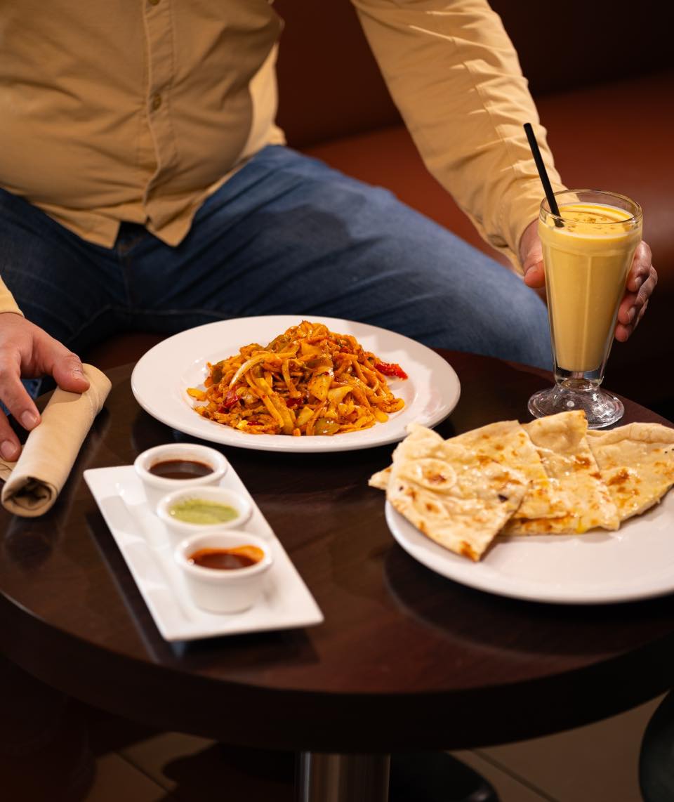Enjoy Buffet At India Palace